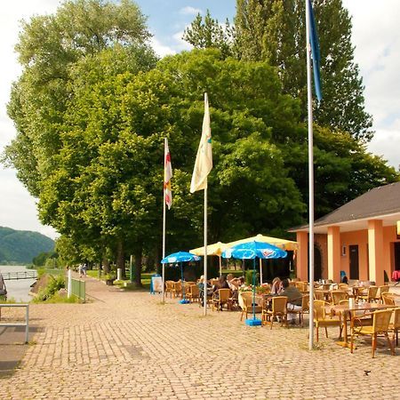 Neubert'S Gasthaus Am Rhein ลาห์นชไตน์ ภายนอก รูปภาพ